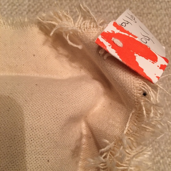 Pillow - Picture 2 of 3